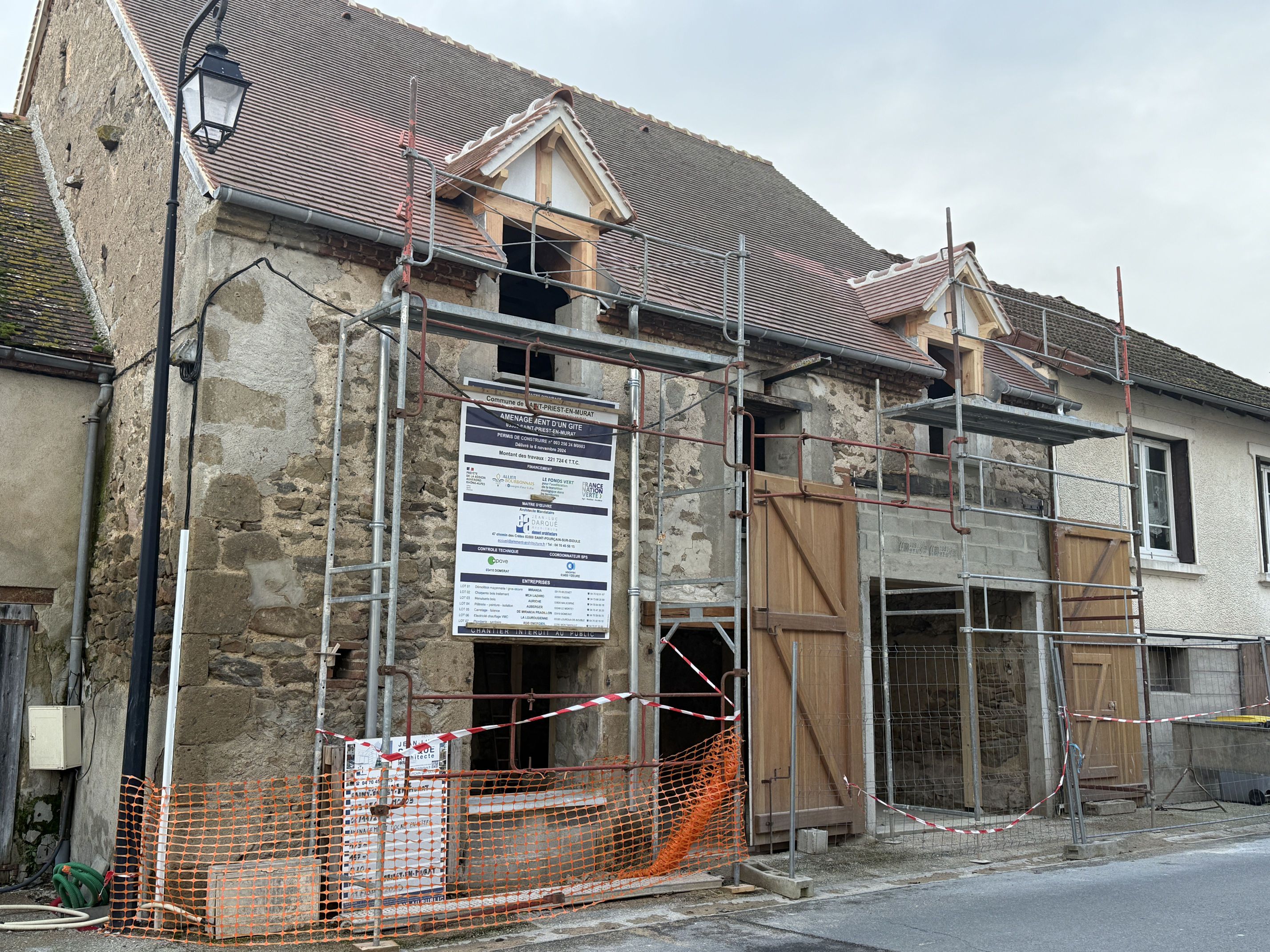 GITE ST PRIEST EN MURAT